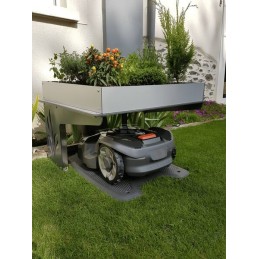 Garaj robot „Robot protect Life”