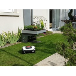 Garaj robot „Robot protect Life”